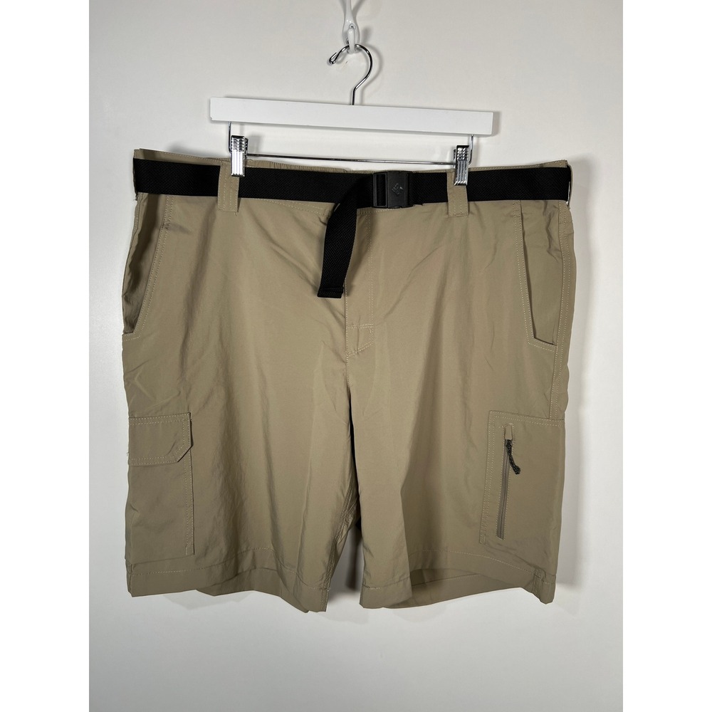 Columbia Silver Ridge Tan Khaki Cargo Hiking Shorts Belted Mens 44 10L